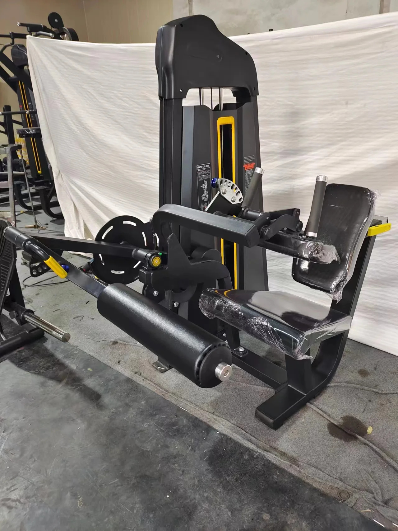 Home Gym Leg Extension Machine - Alat Fitness Gym Mesin Rumahan Pelatih